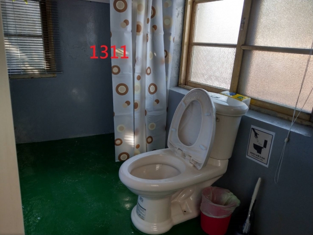 Room1311 高雄左營區